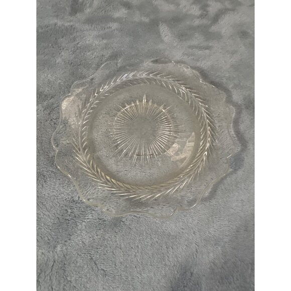 Jeanette Sunburst Herringbone 5 5/8”Bread & Butter Plate - Picture 2 of 5